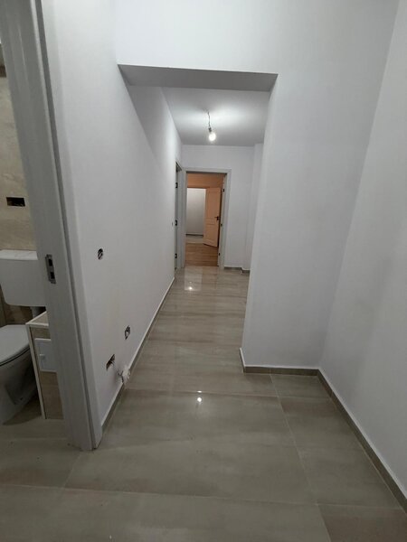 Titan 4 minute metrou