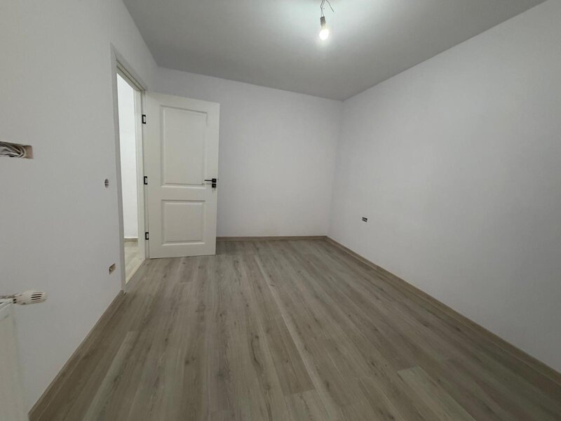 Titan 4 minute metrou