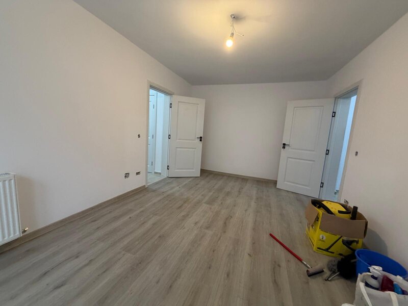 Titan 4 minute metrou